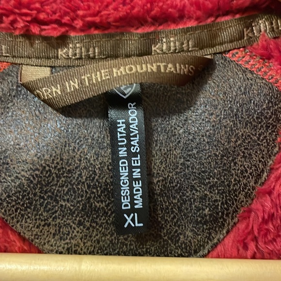 Like new, Kuhl Flight Vest, maroon XL - Picture 2 of 4